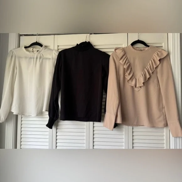 3 set of blouses - Picture 2 of 5